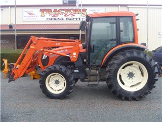 Kioti/Daedong DK902C (Stock #1669)